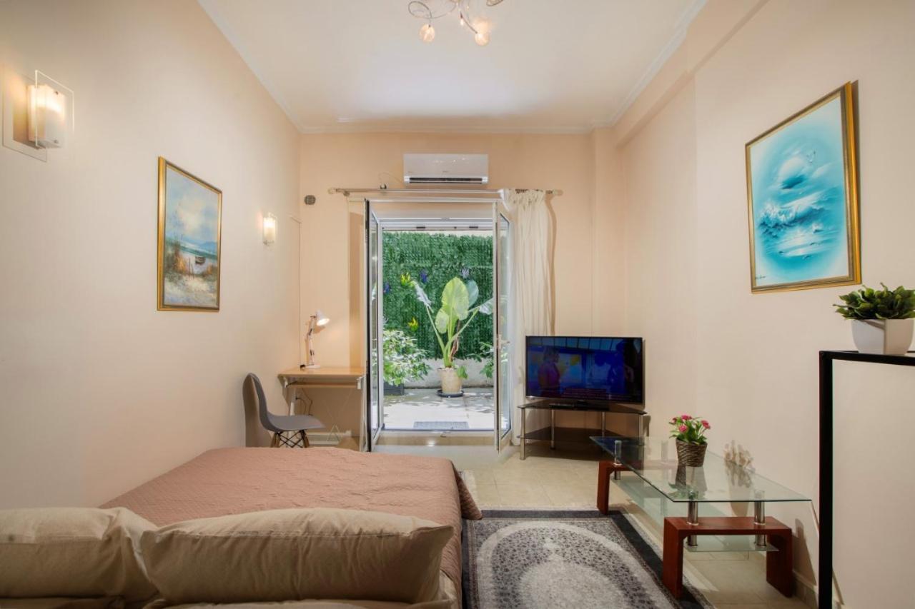 Apartment In The Centre Of Athina เอเธนส์ ภายนอก รูปภาพ